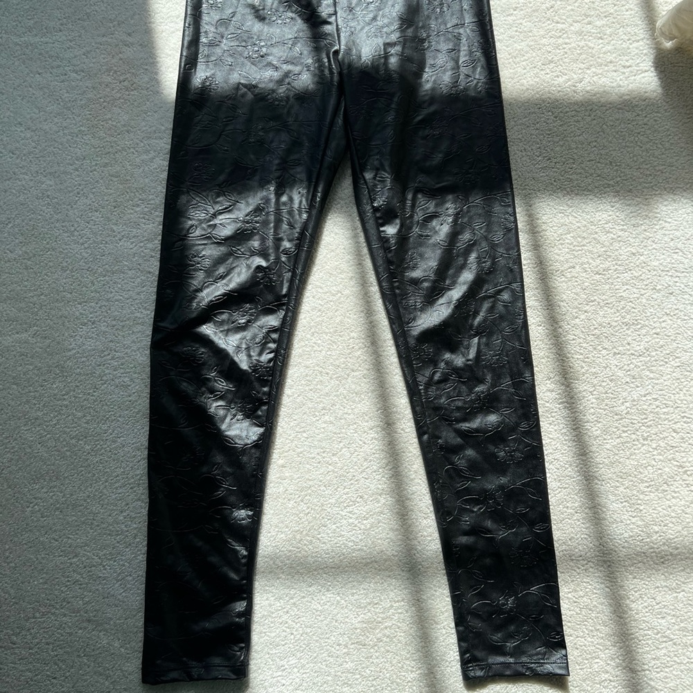 Poof Faux Leather Stretch Textured Leggings